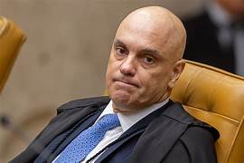 O Brasil quase voltou a uma ditadura", afirma Alexandre de Moraes ao julgar Bolsonaro